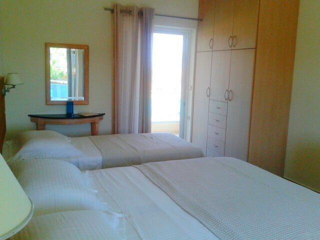 Christopoulos Villas Egio Zimmer foto